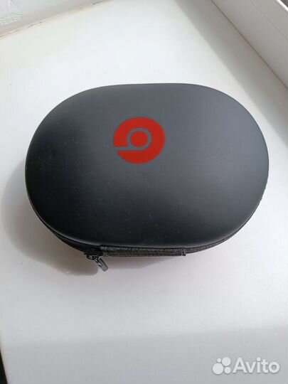 Жосткий кейс для наушников