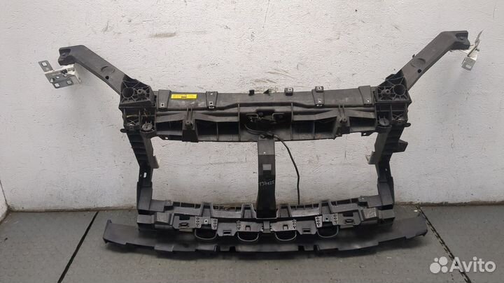 Рамка передняя Opel Vivaro, 2016