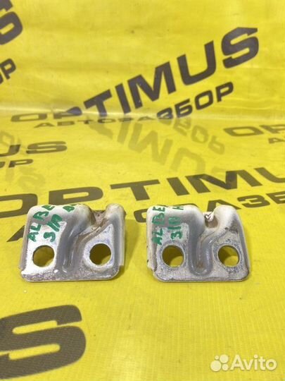 Петля двери задняя правая Fiat Albea 2011