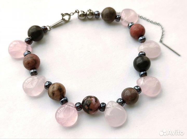 Браслет из натурального Родонита и Розового Кварца