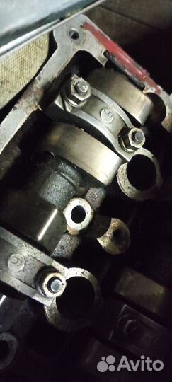 Двигатель в разборе Audi abz 4.2