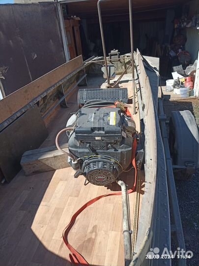 Лодка болотоход