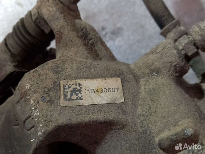 Передний правый суппорт Chevrolet Cruze