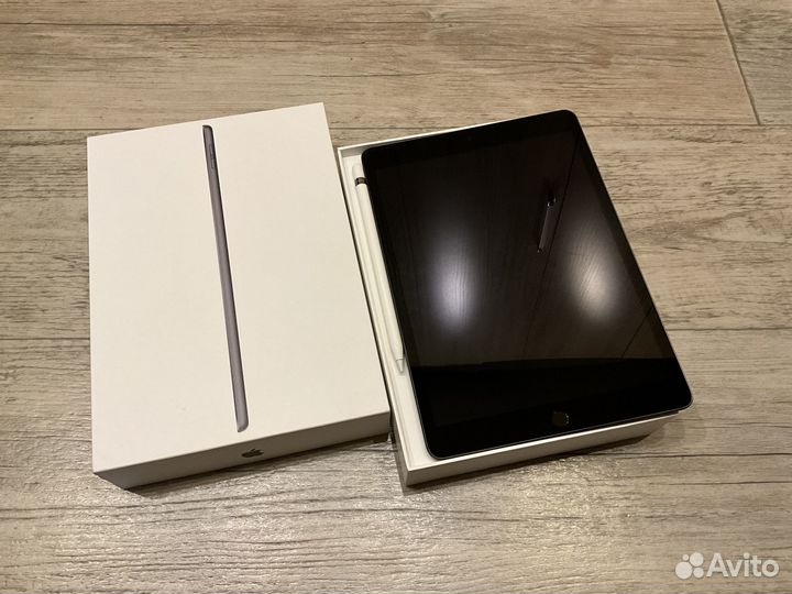 iPad 9th 64gb wi-fi + Pencil 1 (Дизайнер)