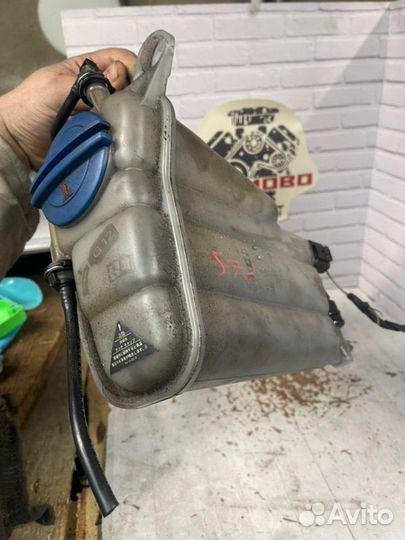 Бачок расширительный Audi A4 B8