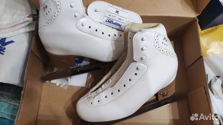 Ботинки Risport rf3 pro + Лезвие MK Professional