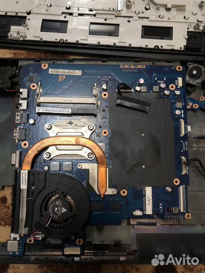 Ноутбуки на запчасти