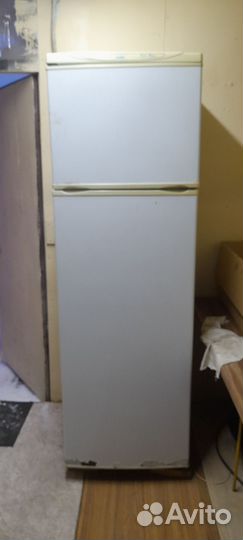 Холодилник стинол