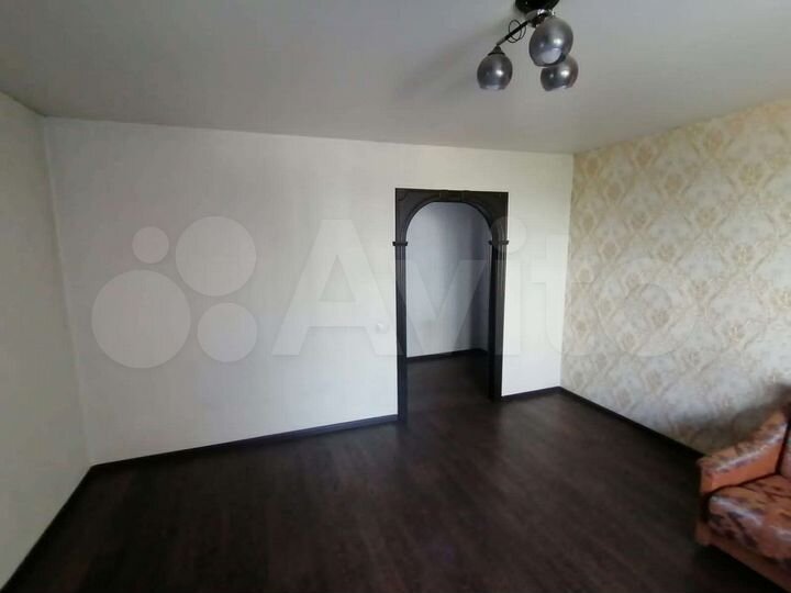 2-к. квартира, 53 м², 2/5 эт.