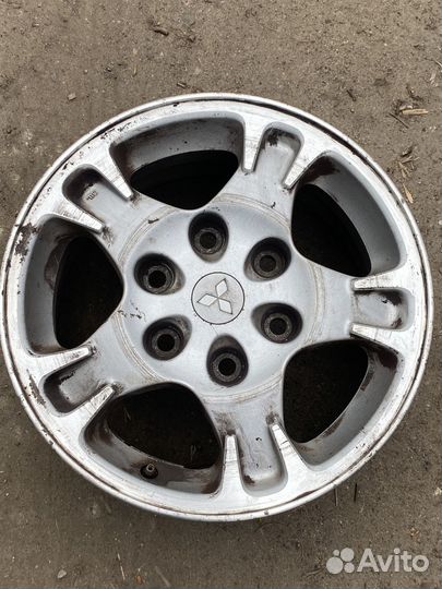 Кованые диски R16 на Митсубиси Паджеро