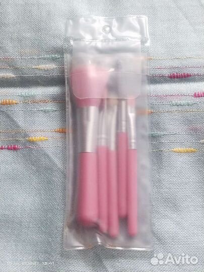 Кисти для макияжа