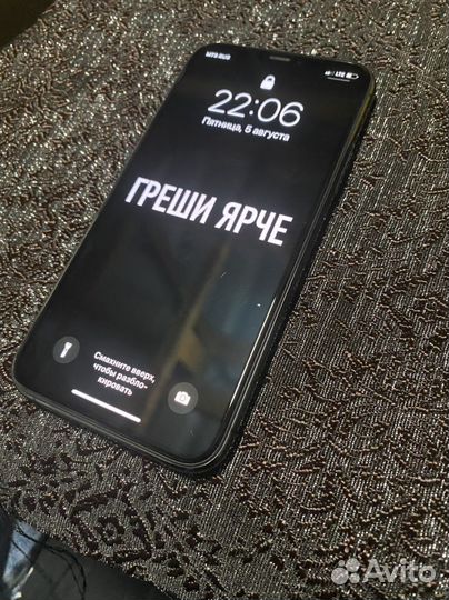 iPhone 11 Pro, 64 ГБ