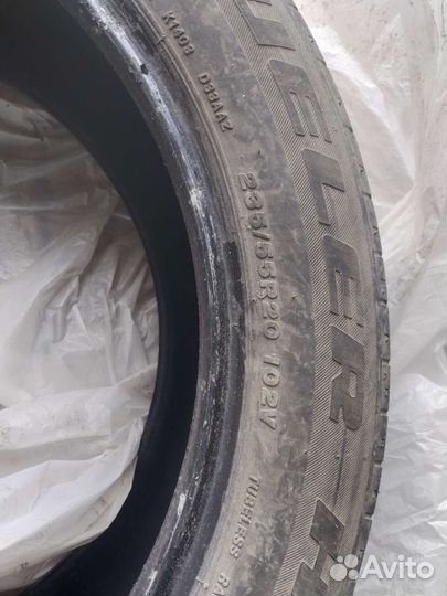 Bridgestone Dueler H/L 235/55 R20