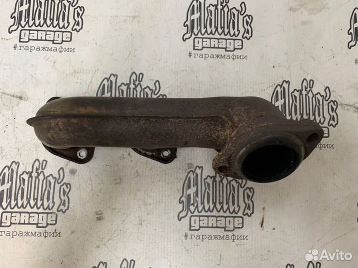 Выпускной коллектор левый Mercedes-Benz E-Class