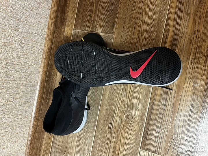 Шиповки nike новые