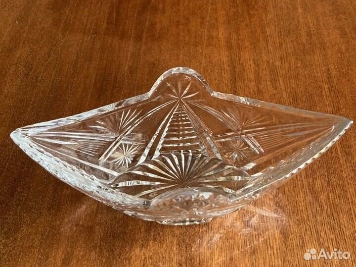 Хрусталь. Вазы, пепельница, розетки