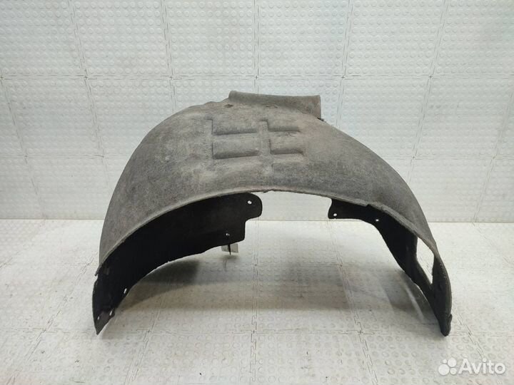 Подкрылок передний правый Лада Гранта 2018