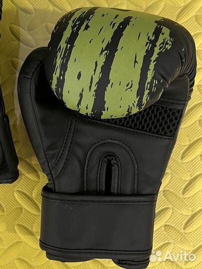 Боксёрские Перчатки 6oz BoyBo Stain