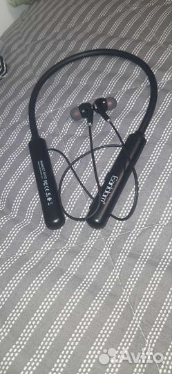 Без проводные наушники