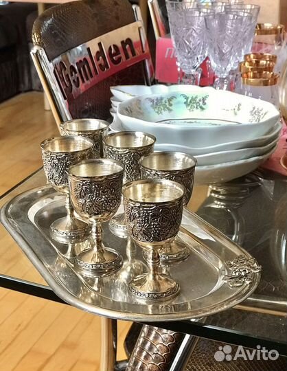 Набор рюмки на подносе с серебряным покрытием