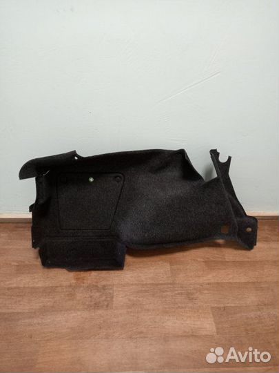 Обшивка багажника левая Volkswagen Passat B5 седан