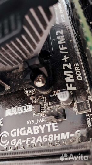 Материнская плата Gigabyte Сокет FM2