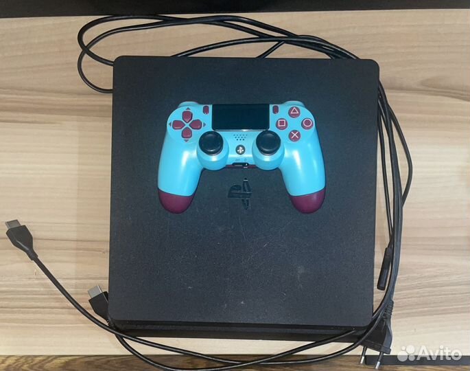 Sony playstation 4 slim