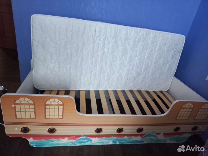 Кровать детская