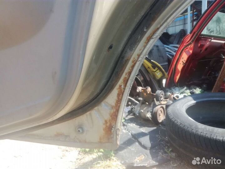 Дверь задняя правая Chery Fora