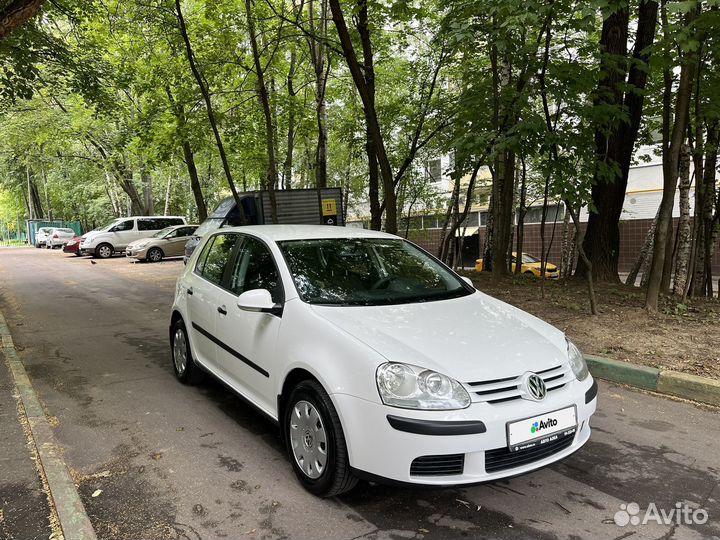 Volkswagen Golf 1.6 МТ, 2005, 117 692 км