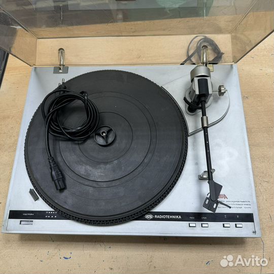 Проигрыватель Ария 102 стерео Radiotehnika (сзр)