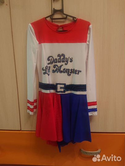 Костюм для выступления по фигурному катанию