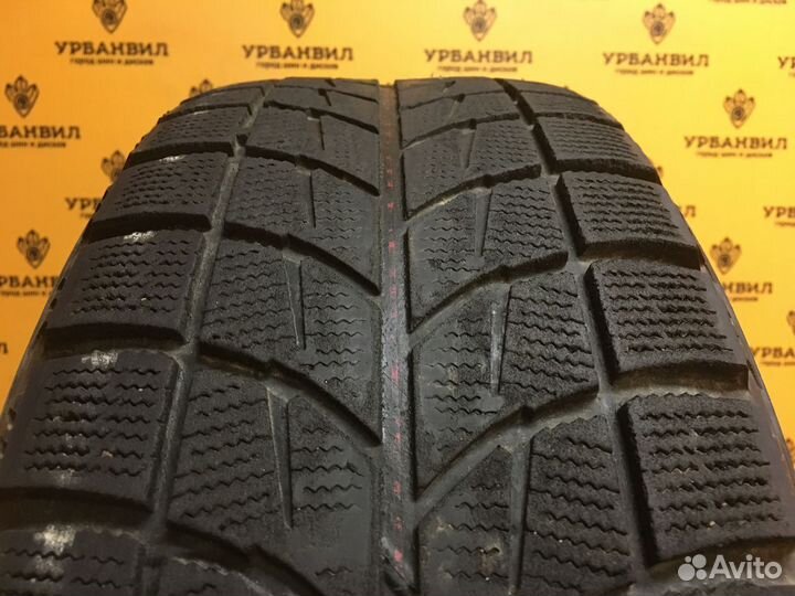 Bridgestone Blizzak WS-60 215/65 R16 98R