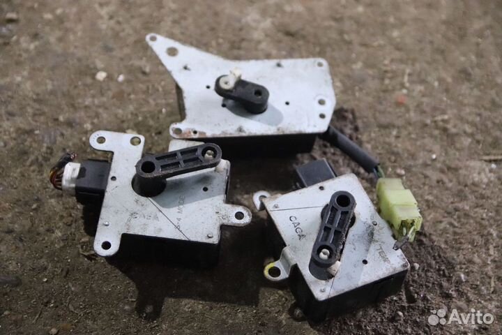 Сервопривод печки на Киа Спектра