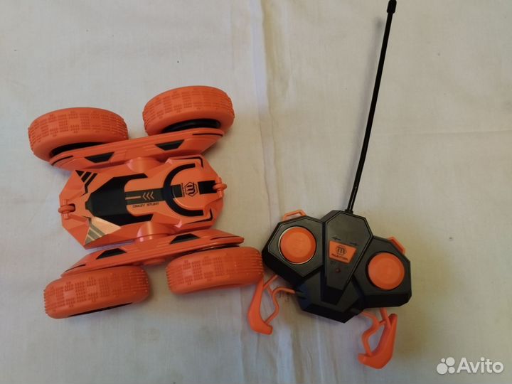 Машина перевертыш на радиоуправлении