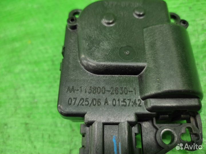 Мотор заслонки печки (отопителя) Dodge / Jeep