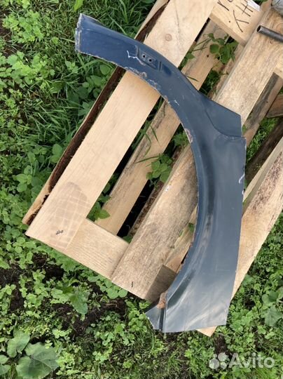 Арка заднего левого крыла ауди 100 C 4