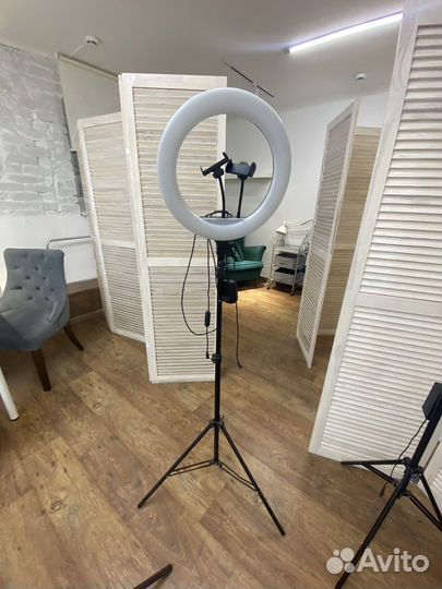 Кольцевые лампы и видео свет