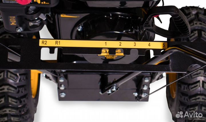 Снегоуборщик champion ST656