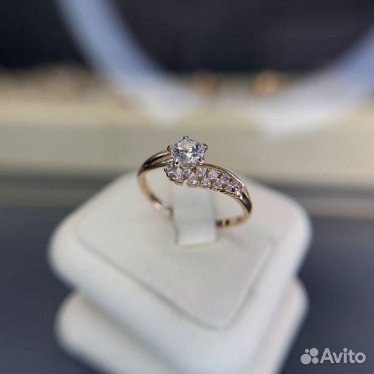 Золотое кольцо женское 585 золото