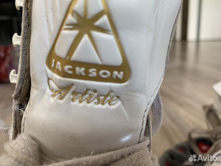 Фигурные коньки jackson Artiste
