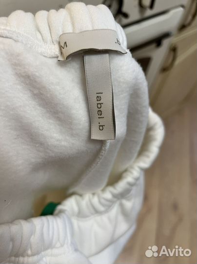Костюм label