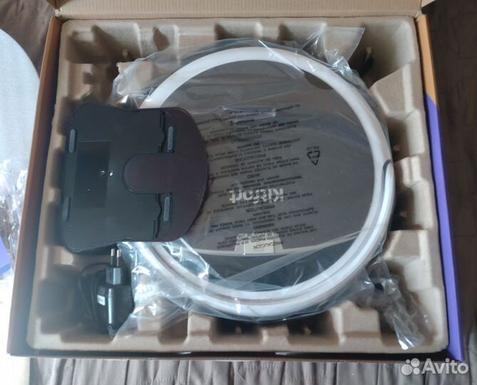 Робот пылесос Kitfort KT-519-4