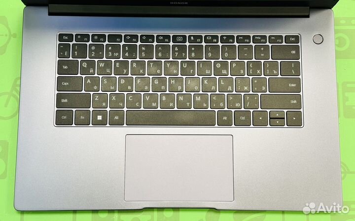 Как новый Honor MagicBook X15 i3-1115G4/8/256