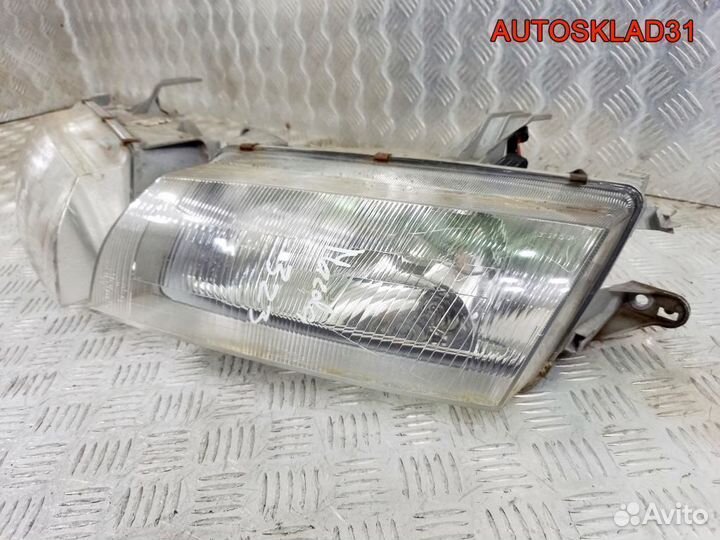 Фара Mazda 323 BA Хетчбэк