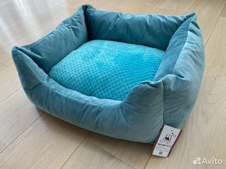 Лежанка для собак и кошек