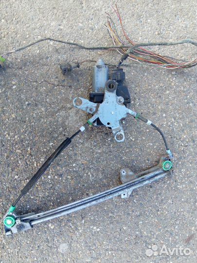 Стеклоподъемник электр. передние