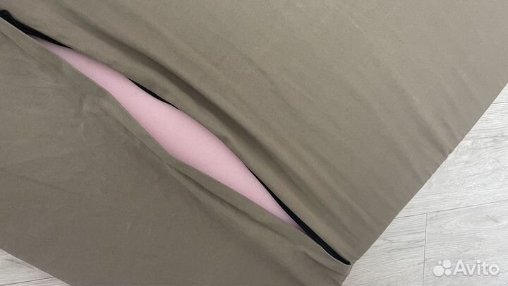 Лежанка для собак крупных пород 110х80см