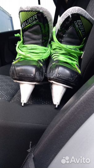 Хоккейные коньки bauer