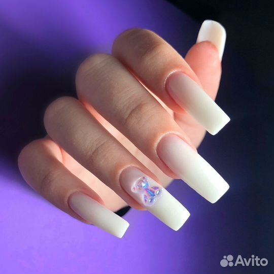 Маникюр/педикюр/наращивание